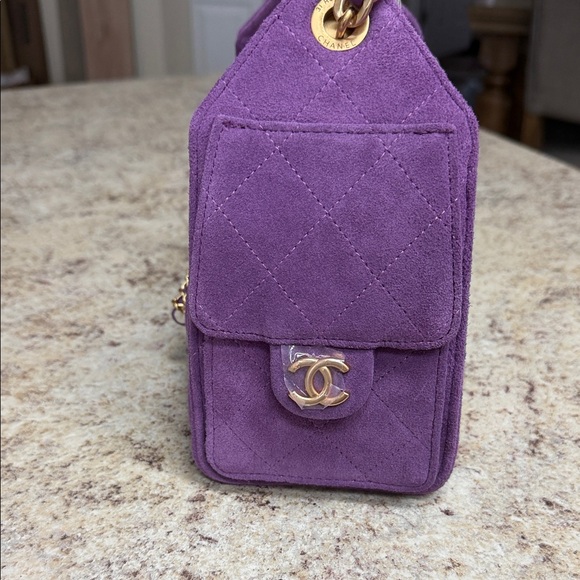 ❤️❤️SOLD OUT❤️❤️Fashion CC Luxurious Purple Shoulder/  Crossbody Bag - Picture 3 of 4